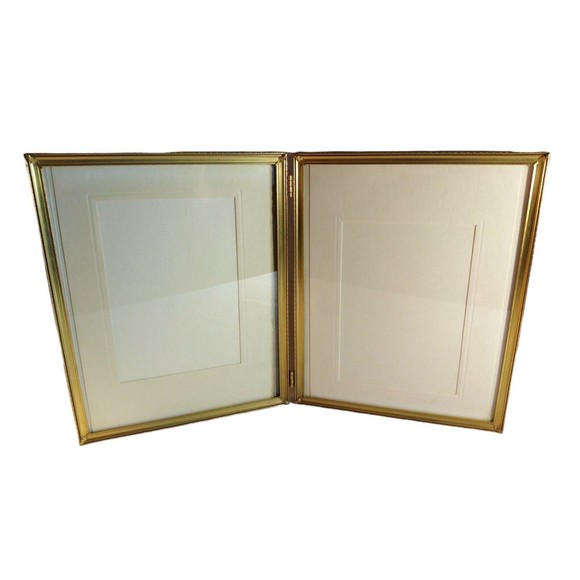 Vintage Bi-Fold Photo Picture Frame Double Hinge 8x10 Gold Tone Brass Metal - Picture 1 of 9